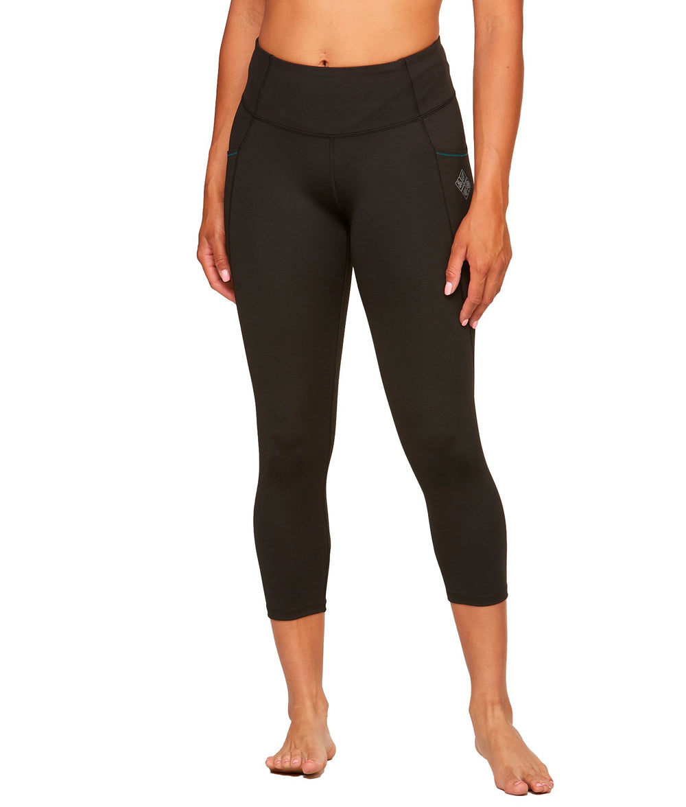 Women's Black Ablaze Recycled Capri Legging